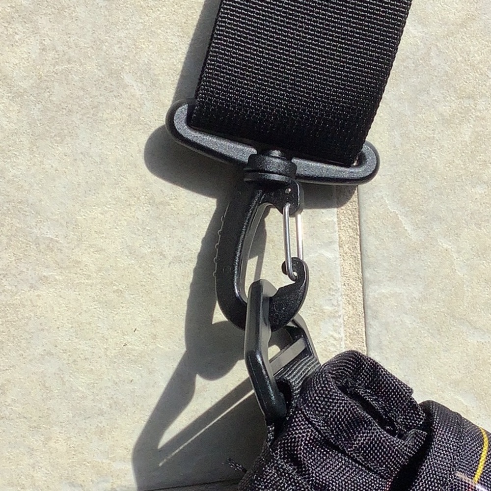 Burton Crossbody / Shoulder Messenger Bag - Picture 5 of 14